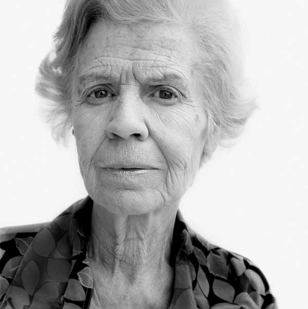 Lilia Jons de Orfanó 