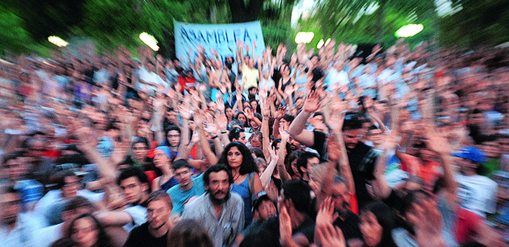 El 2001 como potencia y creatividad popular